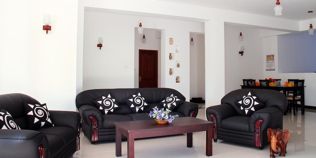 Villa Dineha Хикадува Екстериор снимка